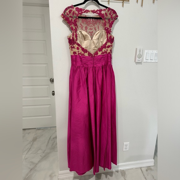 Jovani women’s size 10 , pink and gold prom / event dress - Picture 2 of 9